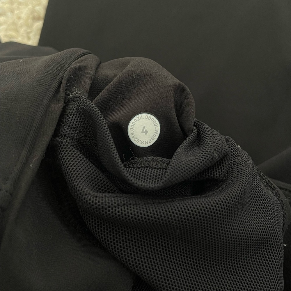 Lululemon On The Fly 7/8 Pant - Picture 15 of 15